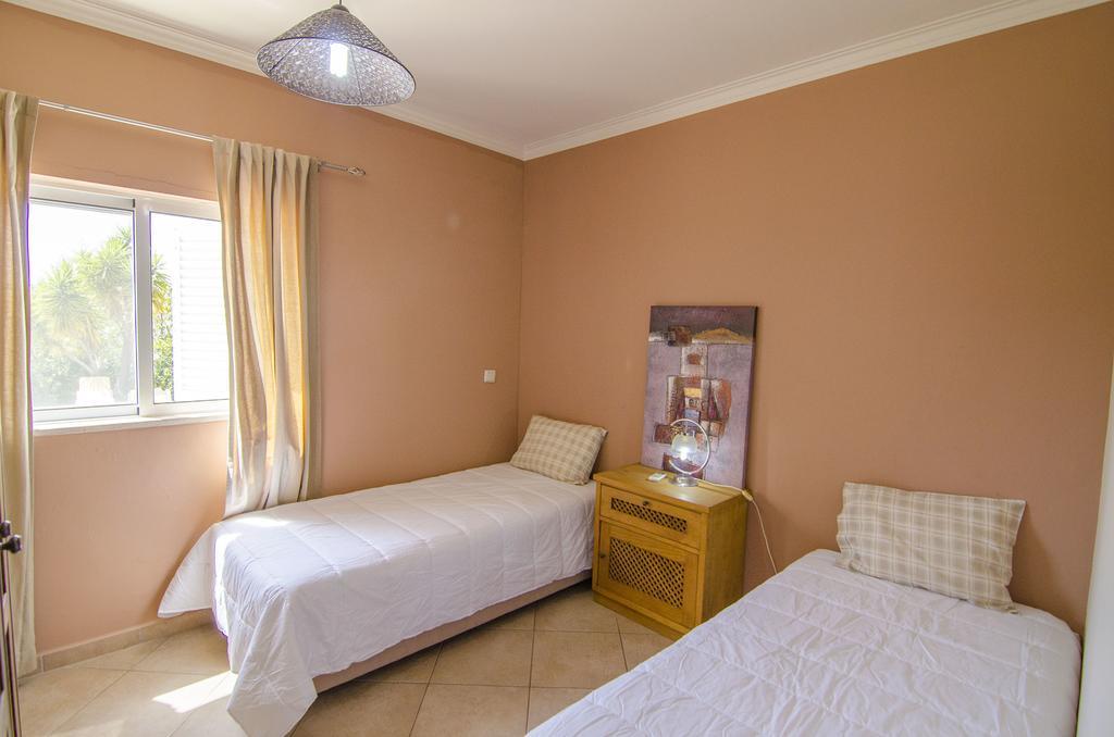 Villa Anita Quarteira Luaran gambar