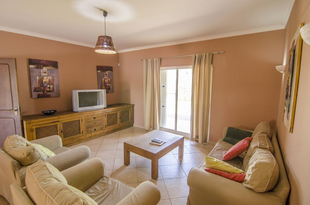 Villa Anita Quarteira Luaran gambar